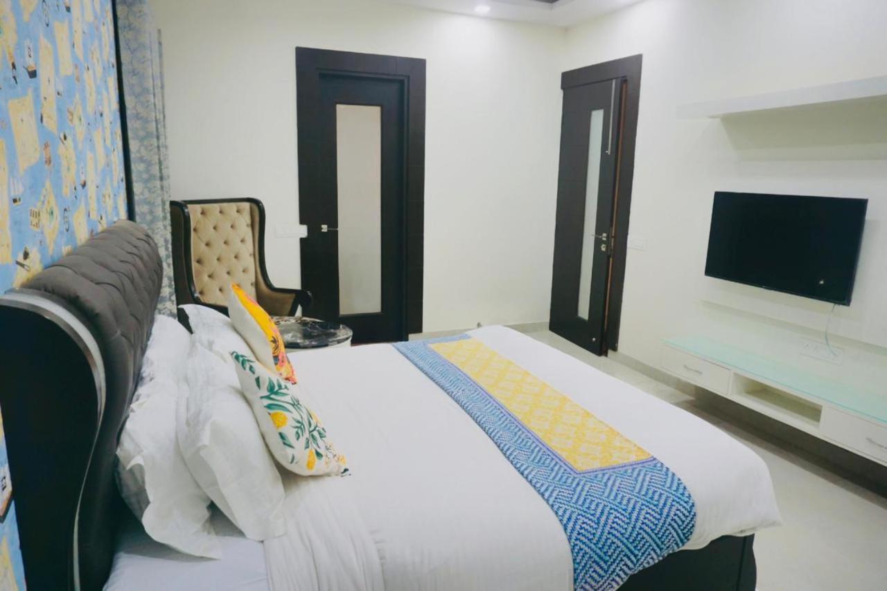 Evergreen Resort Ansal Aravali Gurgaon Exterior foto